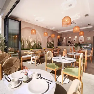 Otel The Pearl, İstanbul
